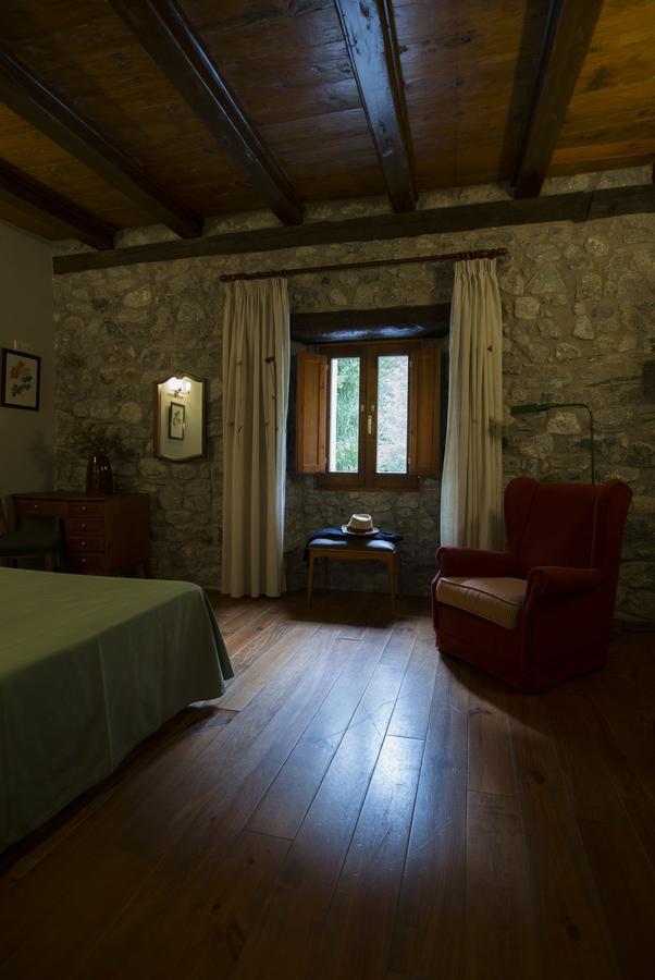 Hotel Caldas Caldes De Boi Bagian luar foto